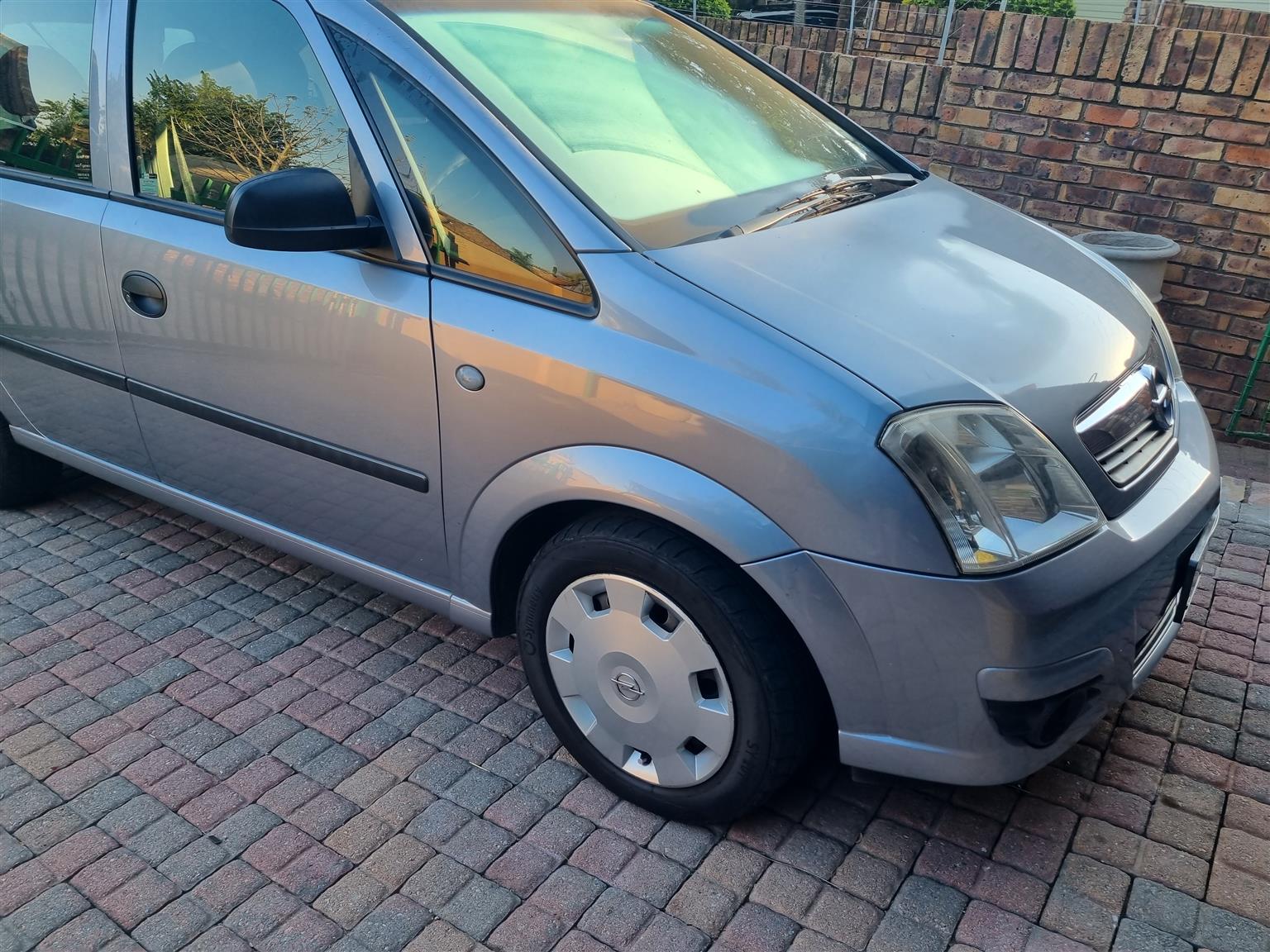 Opel Meriva Essentia