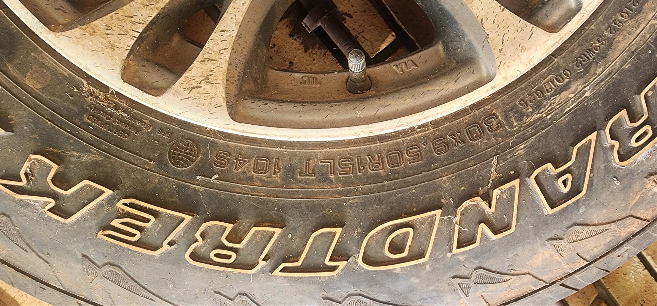 Nissan NP300 Rims - Private Seller Nissan NP300 Rims - Private Seller
