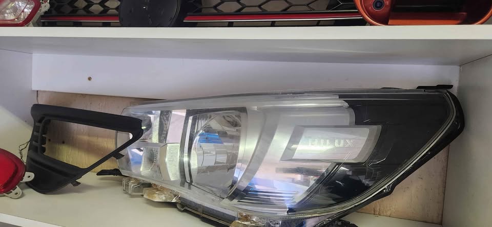 Toyota hilux headlight for sale - Private Seller Toyota hilux headlight for sale - Private Seller