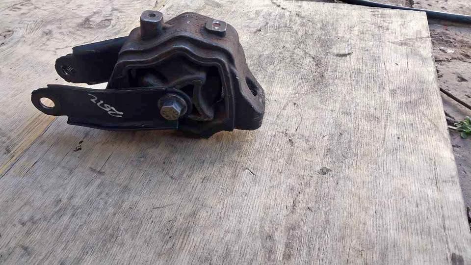 Volvo S60 D5 2012 Engine mounting for sale - Private Seller Volvo S60 D5 2012 Engine mounting for sale - Private Seller