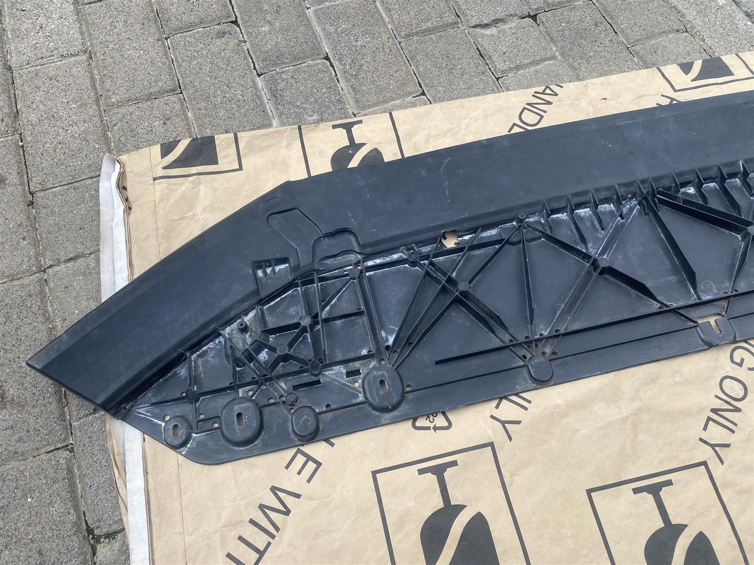 2018 AUDI A4 S4 B9 SPLASH TRAY FOR SALE. IN EXCELLENT CONDITION - Private Seller
