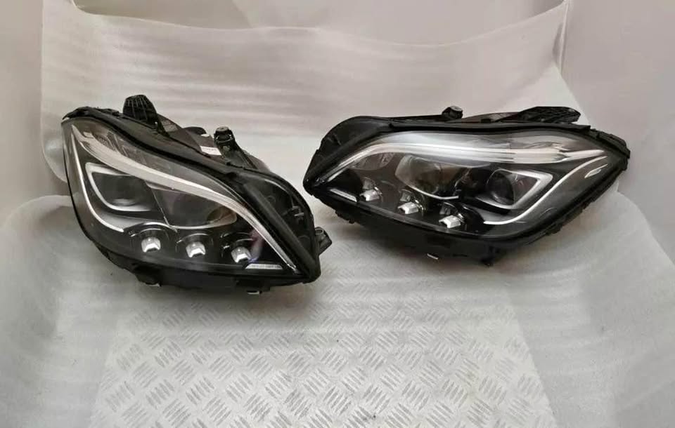 Mercedes CLS W218 X218 Multibeam LED ILS Xenon Headlight Mercedes CLS W218 X218 Multibeam LED ILS Xenon Headlight
