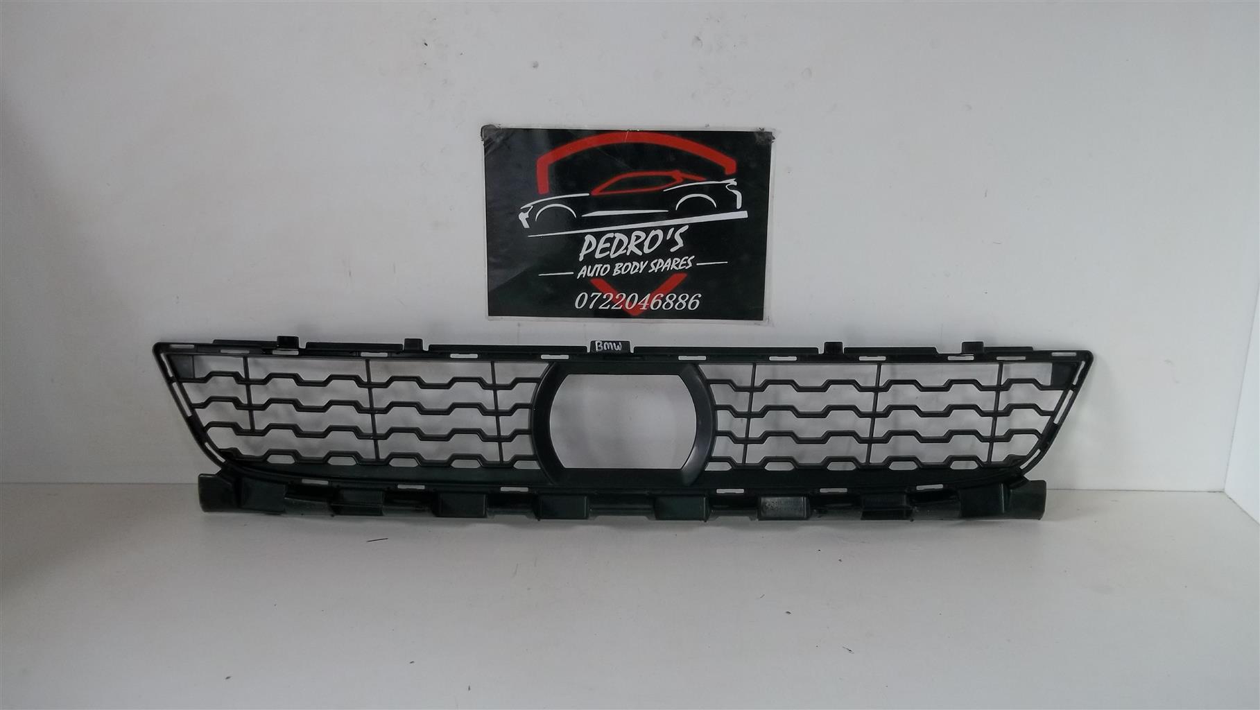 BMW 7 Series (G11/12) front bumper lower center grille - Private Seller BMW 7 Series (G11/12) front bumper lower center grille - Private Seller