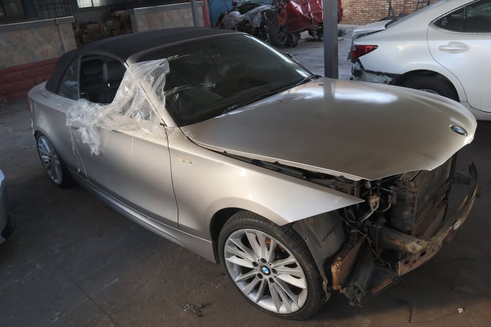 BMW 1 SERIES COVERTIBAL 135i STRIPPING FOR SPARES - Private Seller BMW 1 SERIES COVERTIBAL 135i STRIPPING FOR SPARES - Private Seller