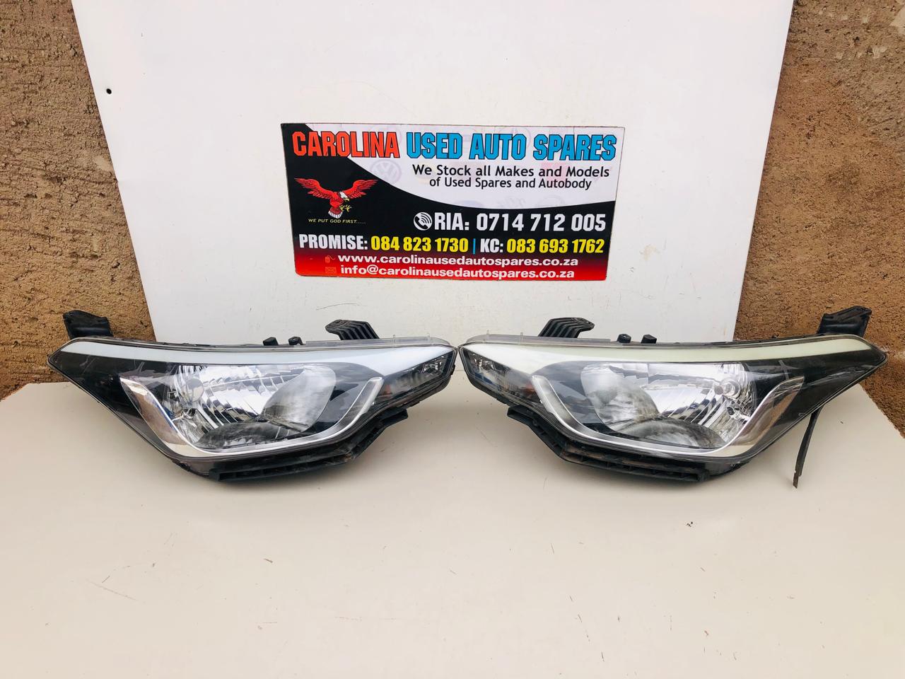 Hyundai Grand i20 left and right side headlights (2016-2019) - Private Seller Hyundai Grand i20 left and right side headlights (2016-2019) - Private Seller
