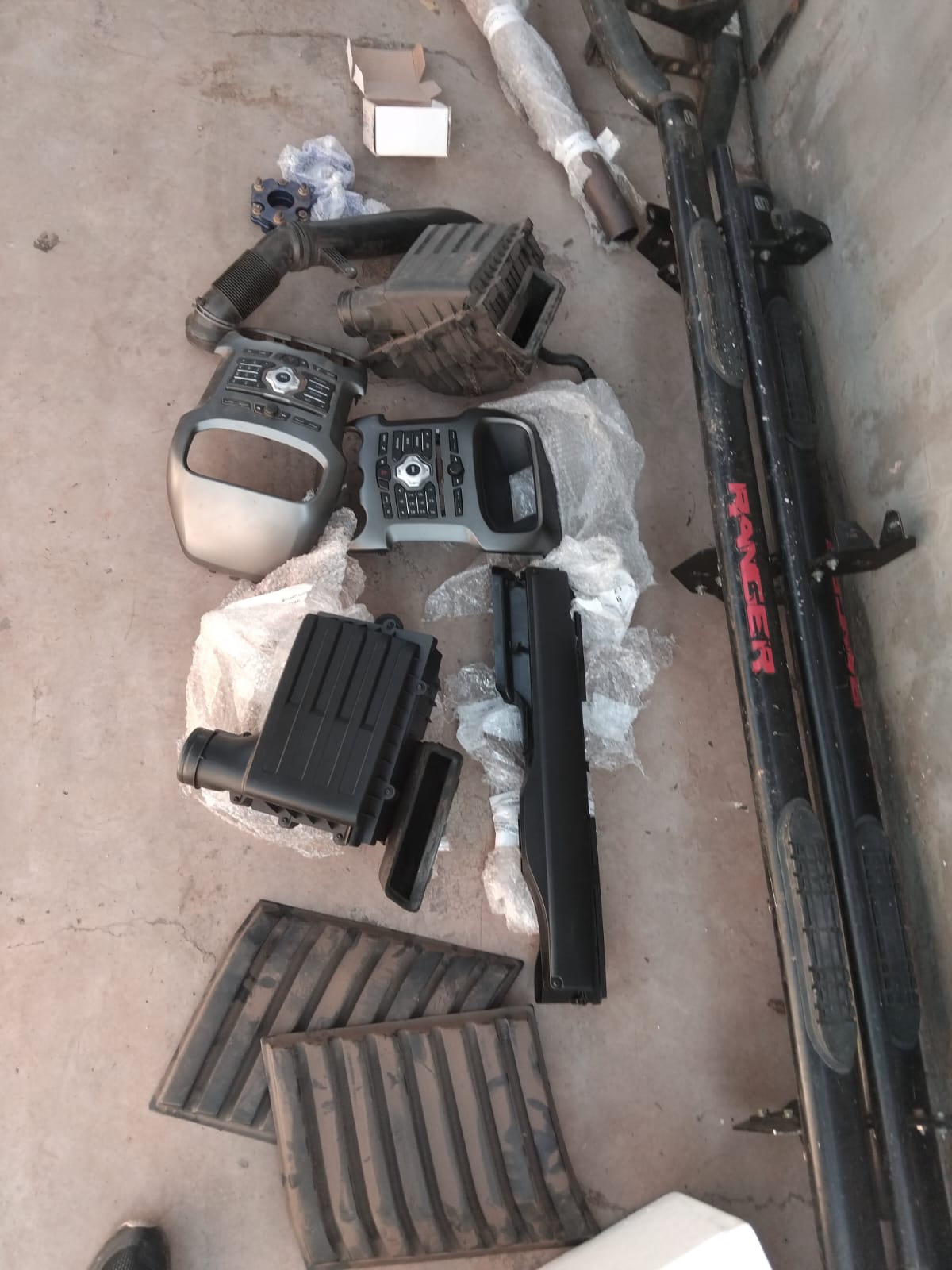 FORD RANGER PARTS - Private Seller