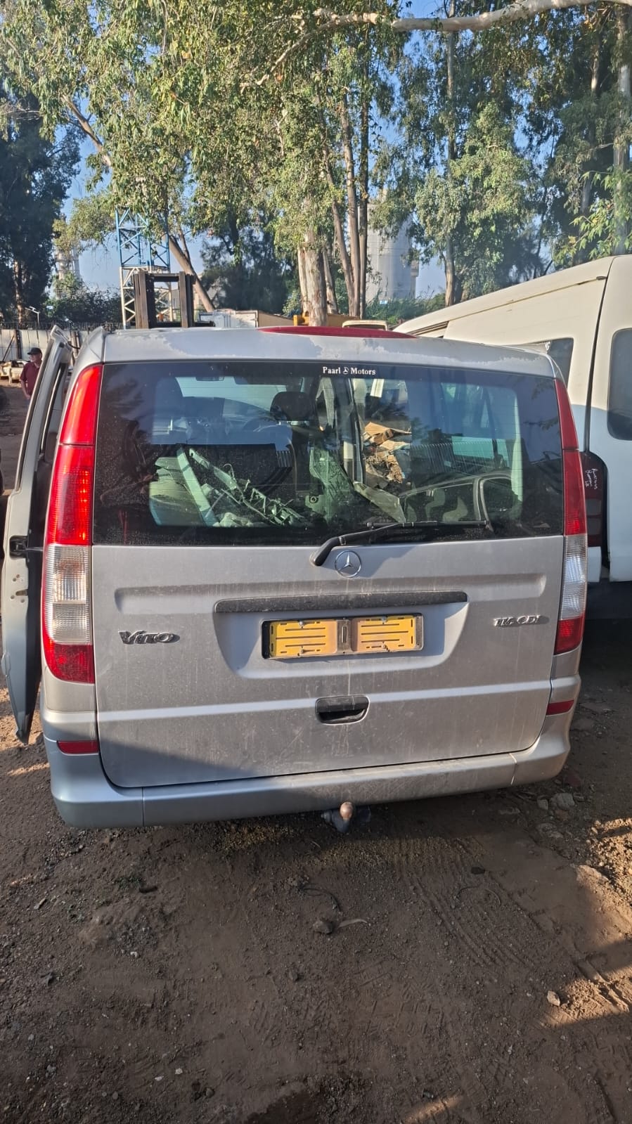 Breaking for Spares: Mercedes Benz Viano 3.0 Diesel manual