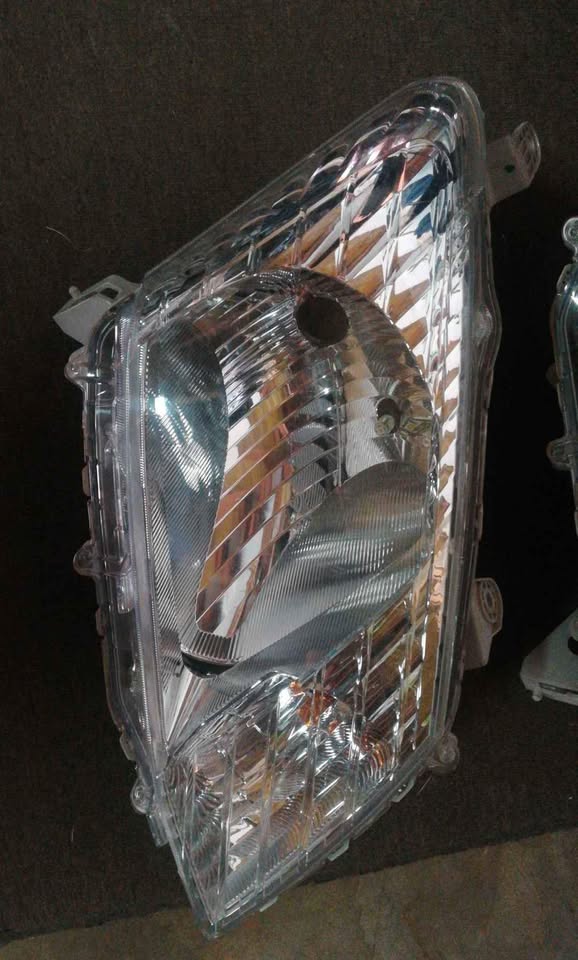 Isuzu headlamps 2013 to 2016 original Isuzu - Private Seller
