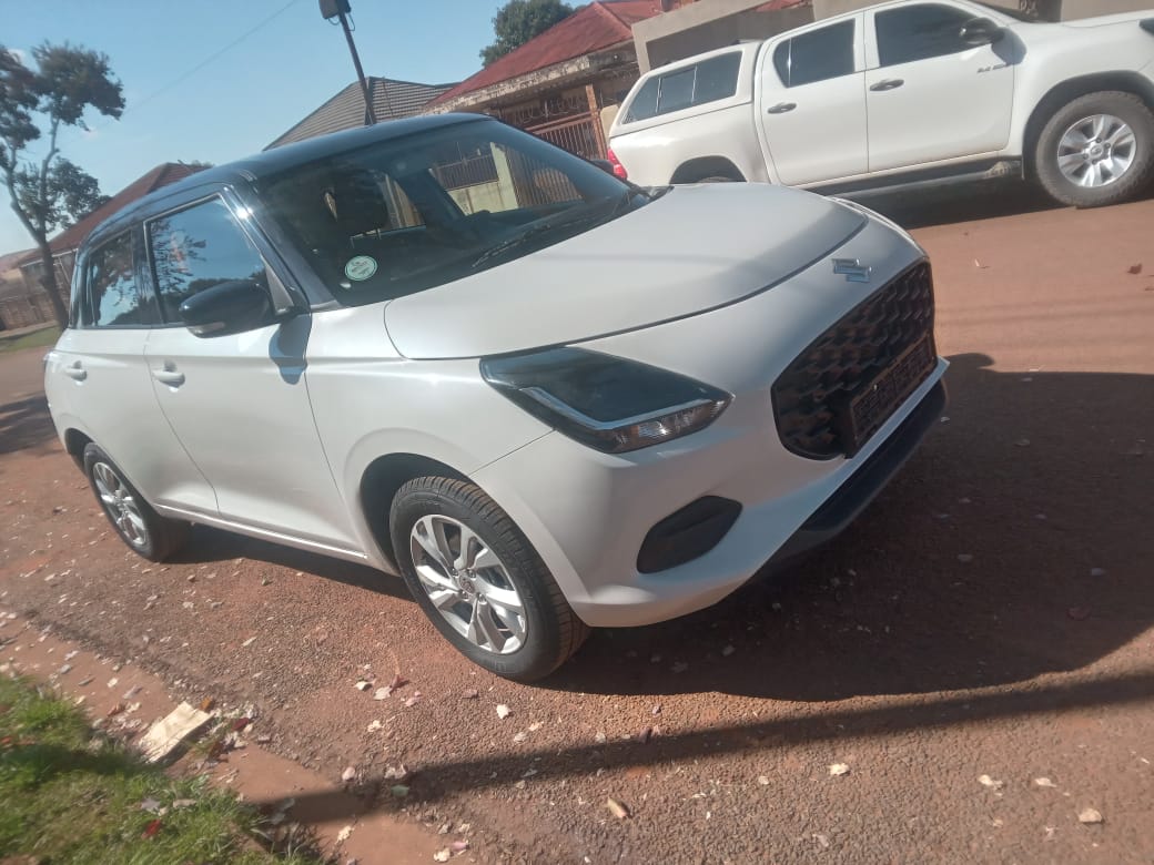 Used 2025 Suzuki Swift hatch 1.2 GL auto - Private Seller