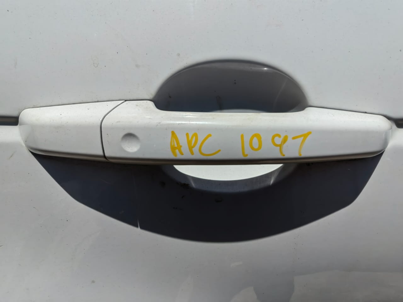 Land Rover Discovery Sport HSE door handles for sale - used