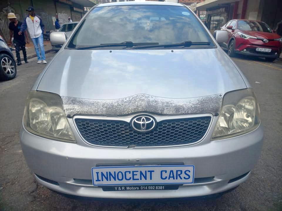 2003 TOYOTA RUNX 1.6 PETROL, MILEAGE 96000KM, SILVER COLOR