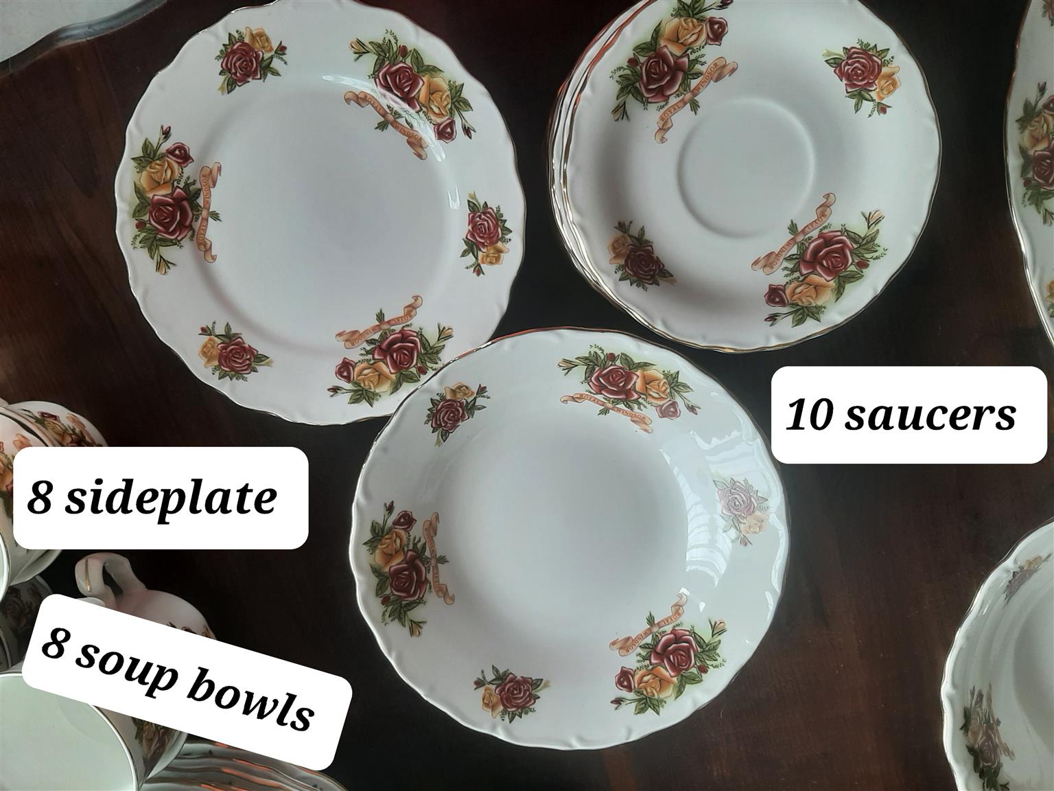 59 PC Royal Windsor Dinner set
