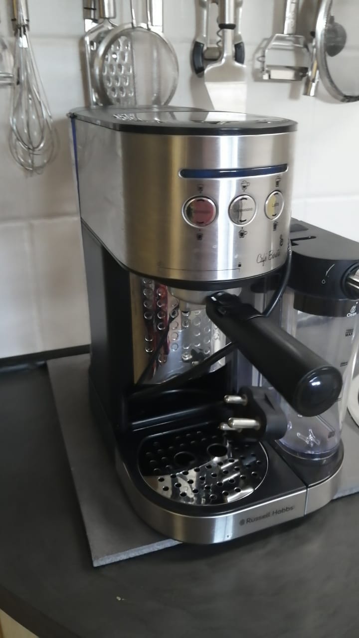 RUSSELL HOBBS CAFE BARISTA ONE TOUCH 