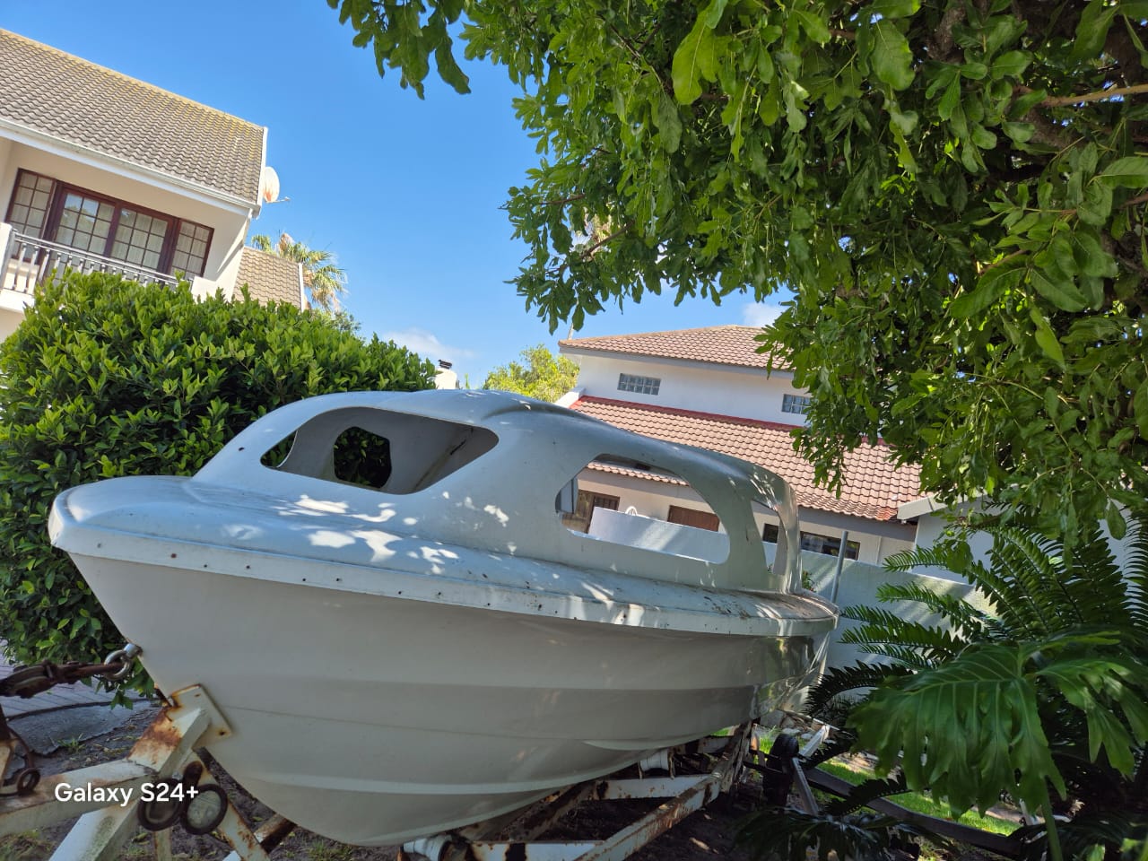 21 VT Vagabond Boat