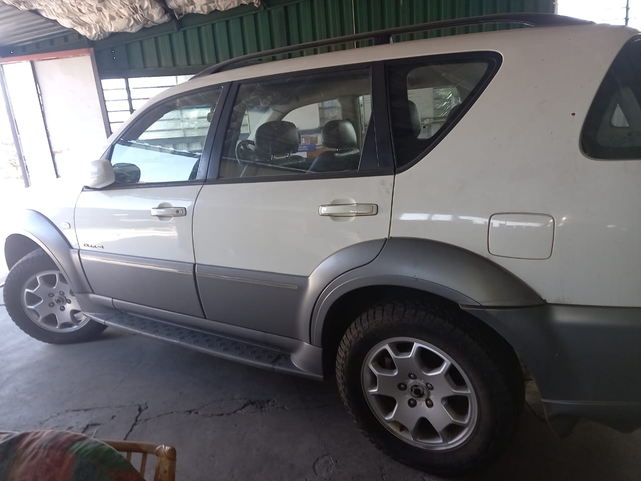 Ssangyong Rexton RX270 - Private Seller