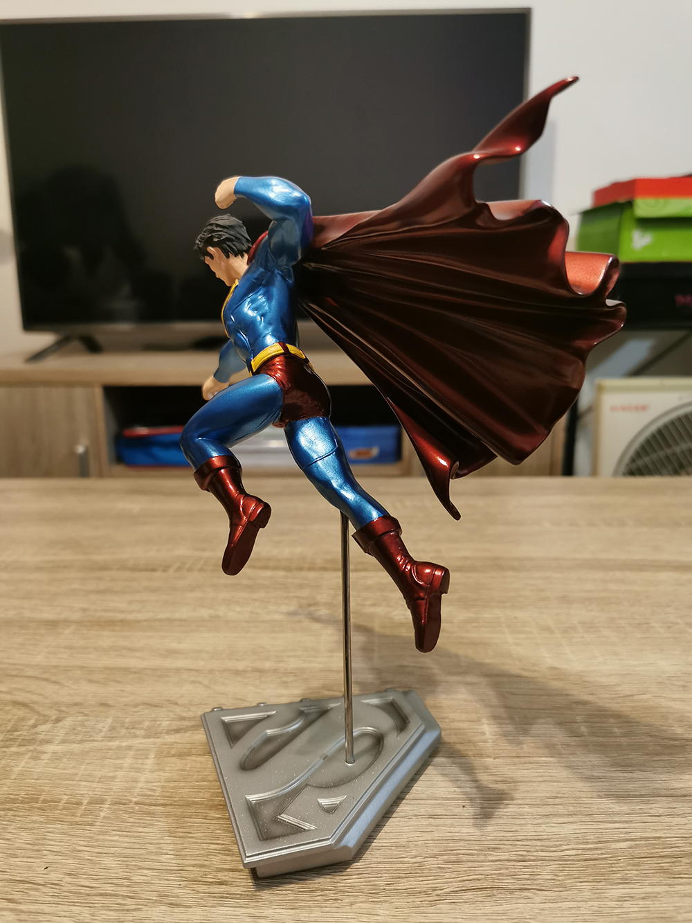 Superman DC Collectables Man Of Steel Statue (New In Box)