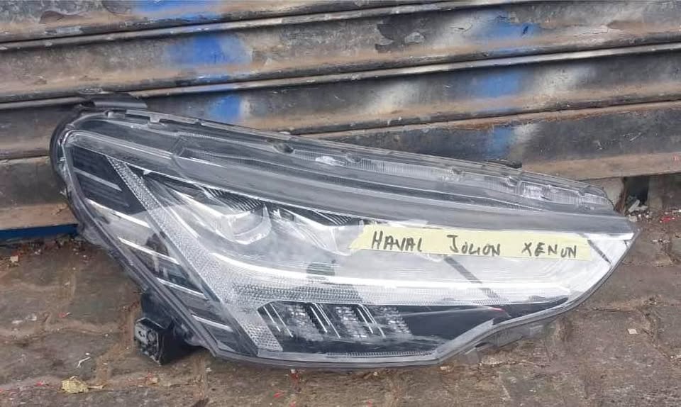 Haval Jolion xenon headlight - Private Seller Haval Jolion xenon headlight - Private Seller