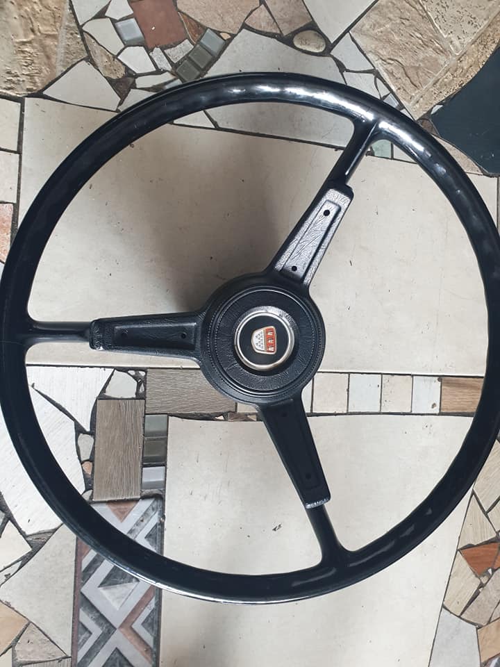 Ford steering wheel - Private Seller Ford steering wheel - Private Seller