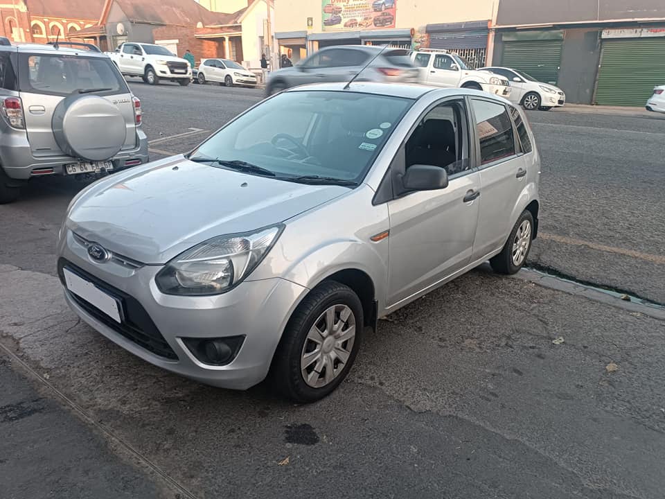 2011 Ford Figo 1.4 Hatchback