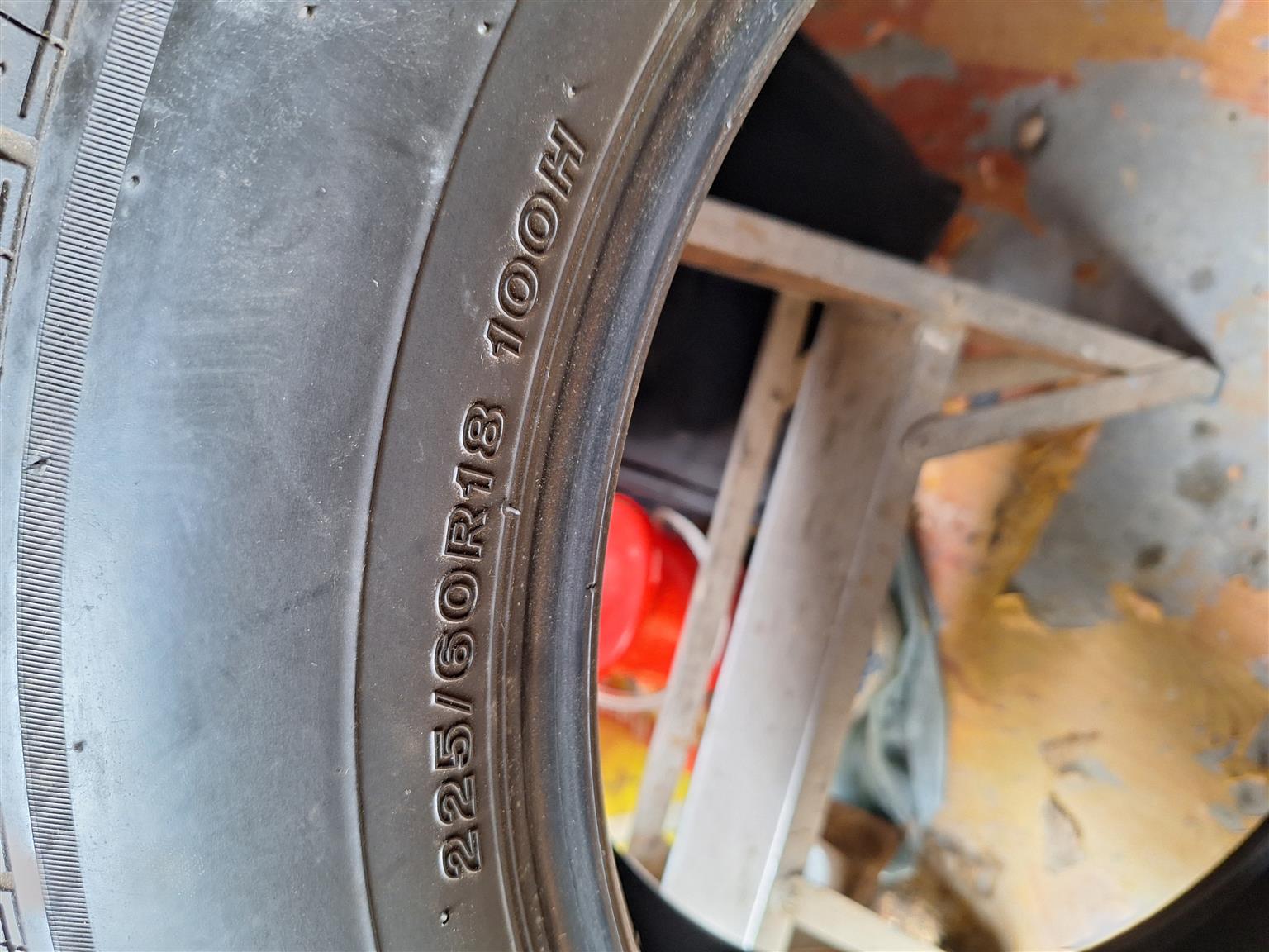 4 Bridgestone Alenza tyres with 80 to 85 % life. Size: 225/60R18  10H. - Private Seller
