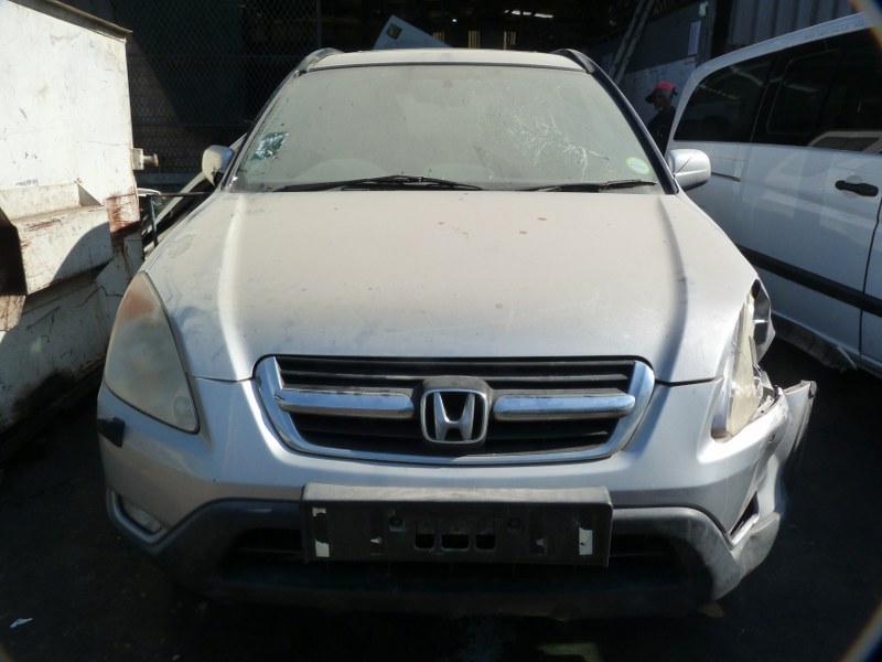 Honda CR-V 2.0 i-VTEC Manual Silver - 2004 STRIPPING FOR SPARES - Private Seller Honda CR-V 2.0 i-VTEC Manual Silver - 2004 STRIPPING FOR SPARES - Private Seller