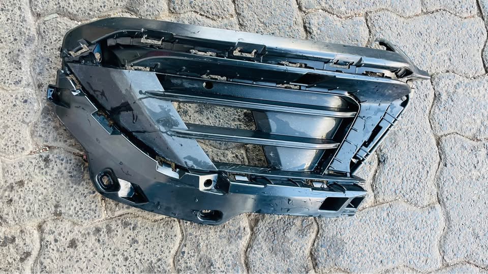 Kia Sportage fog light coever 2021 - Private Seller Kia Sportage fog light coever 2021 - Private Seller