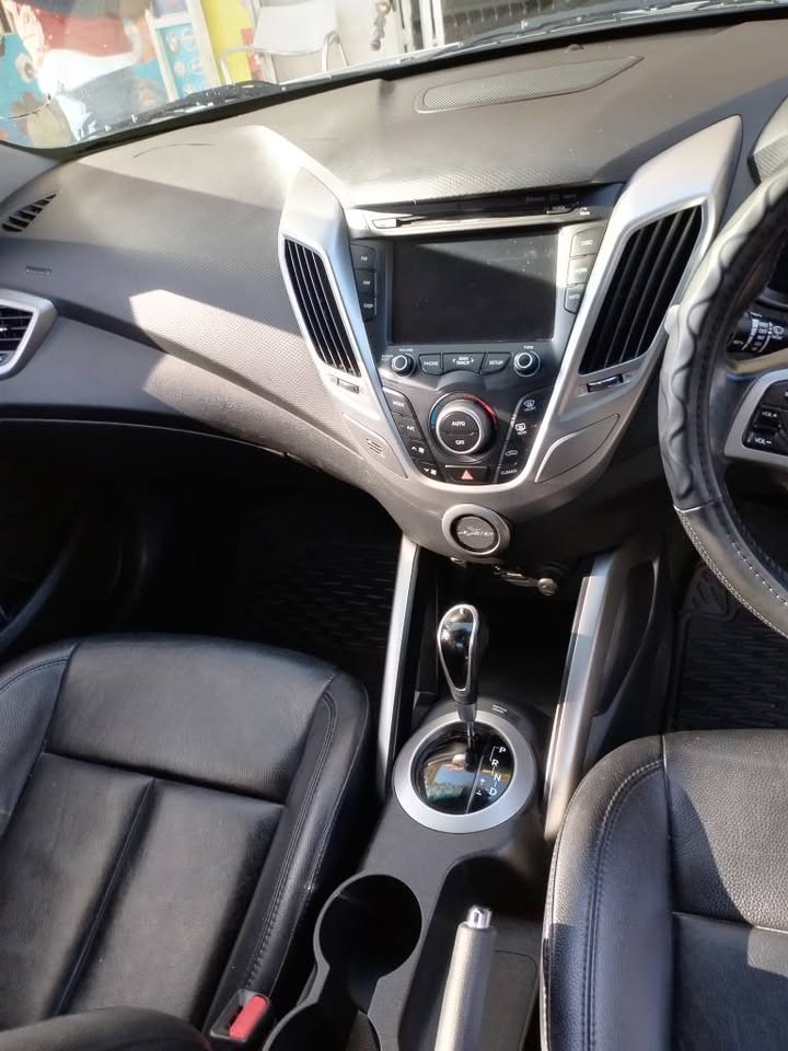 2013 HYUNDAI VELOSTER 1.6 AUTOMATIC