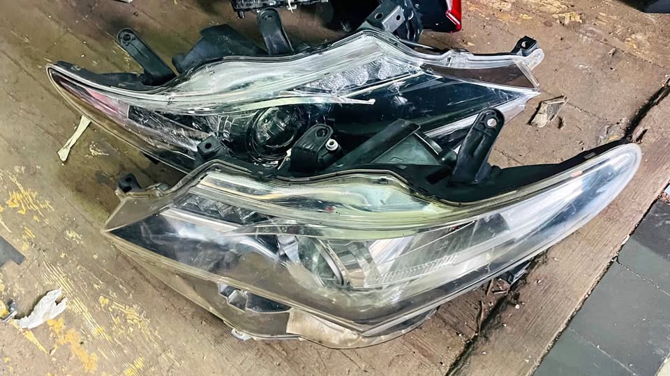 Toyota Auris headlights 2015/19 - Private Seller Toyota Auris headlights 2015/19 - Private Seller