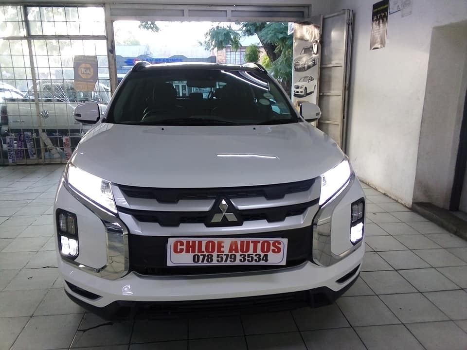 2021 Mitsubishi ASX 2.0Auto white color Panaromic Sunroof  Reverse Camera  Service Book  Spare Key