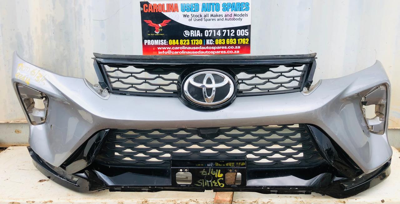 Toyota Fortuner Legend Rs front bumper with grill - Private Seller Toyota Fortuner Legend Rs front bumper with grill - Private Seller