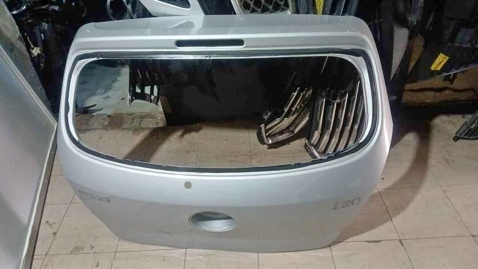 Hyundai i20 tailgate - Private Seller Hyundai i20 tailgate - Private Seller