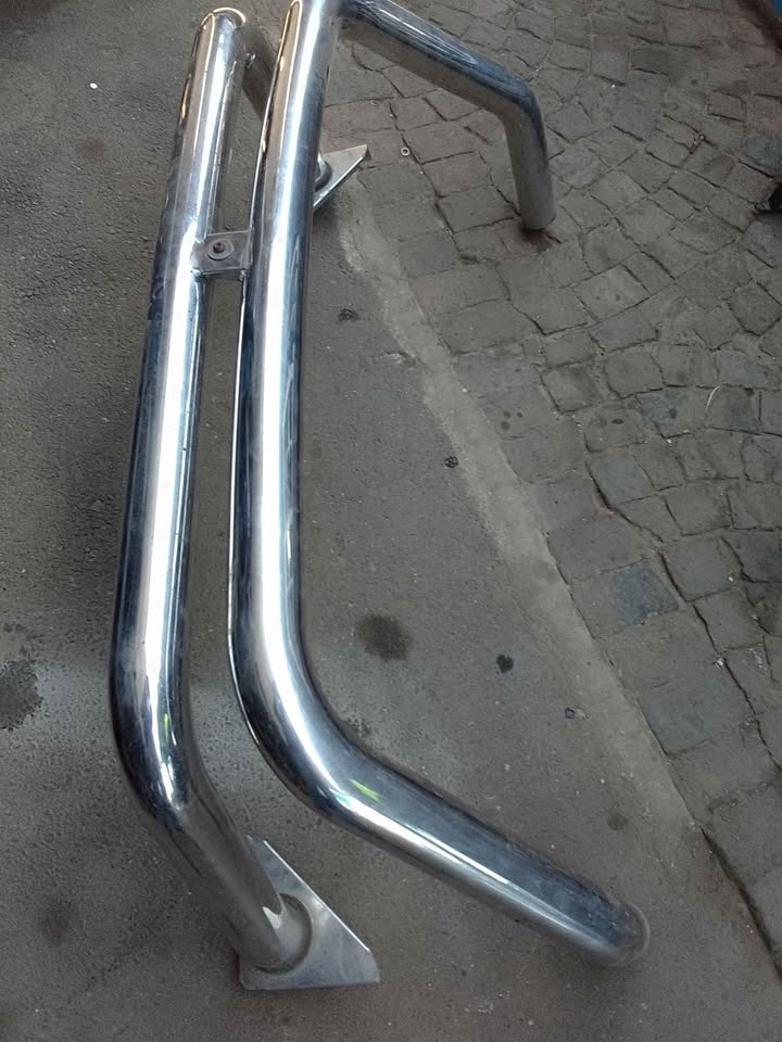Toyota Hilux D4D double cap Roll bar for sale - Private Seller