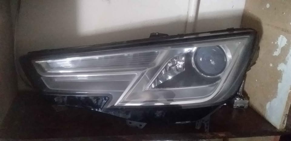 Audi A4 b9 headlight - Private Seller Audi A4 b9 headlight - Private Seller