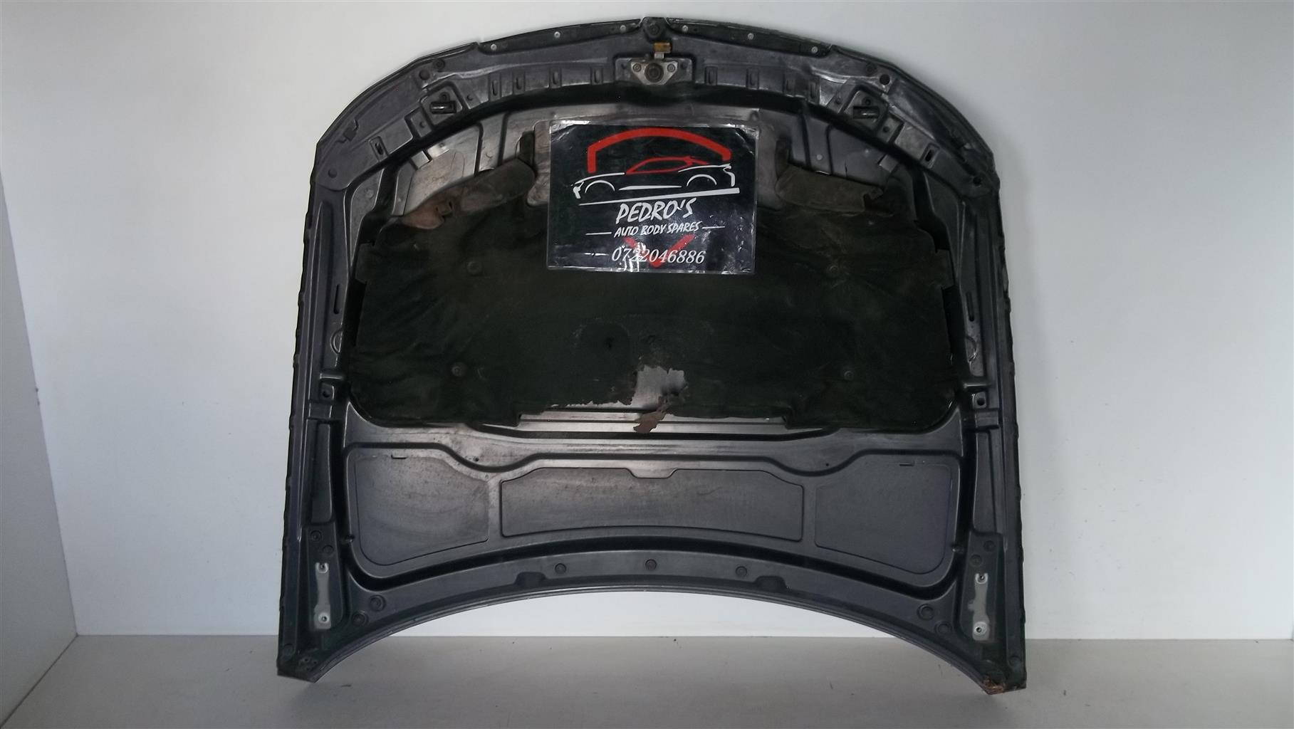 BMW (E90) 325i & 335i ('06-'08) bonnet - Private Seller