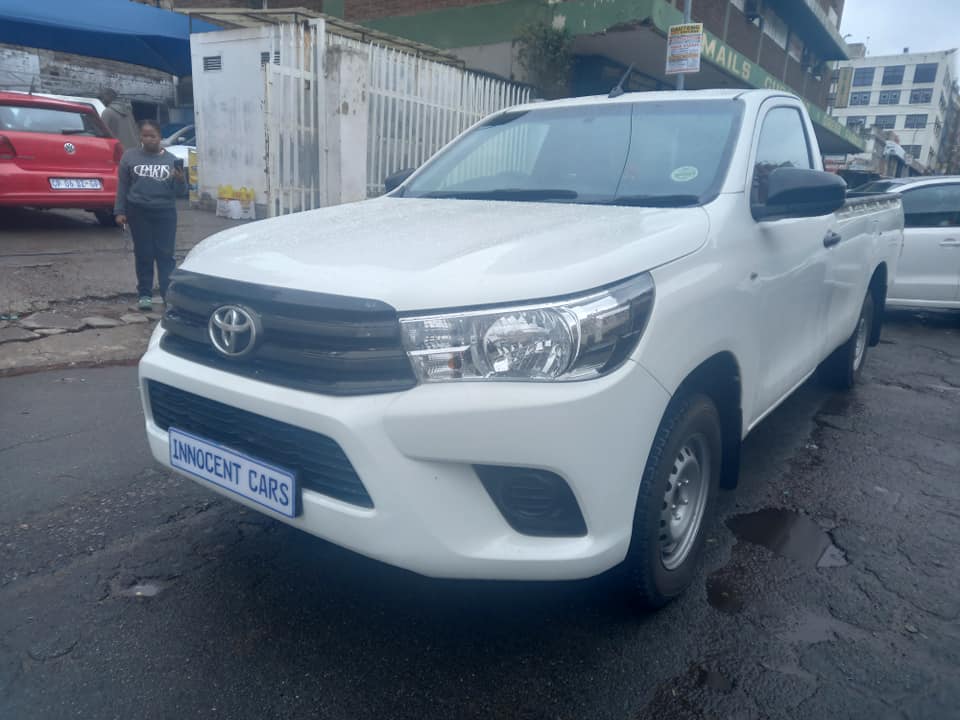 2018 TOYOTA HILUX 2.4 GD6 DIESEL, SINGLE CAB BAKKIE, WHITE COLOUR,