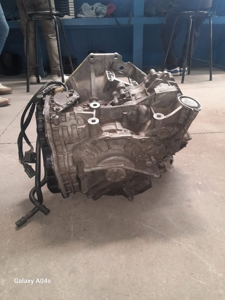 JAGUAR X-TYPE 3.0 V6 AUTOMATIC GEARBOX 2005 MODEL FOR SALE - Private Seller JAGUAR X-TYPE 3.0 V6 AUTOMATIC GEARBOX 2005 MODEL FOR SALE - Private Seller