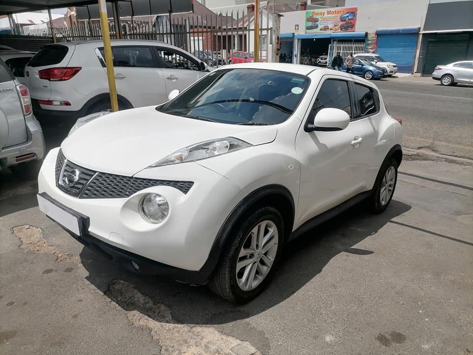 2013 Nissan Juke 1.6 leather interior