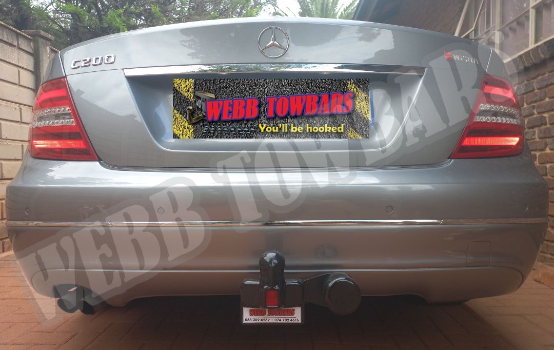 Mercedes Benz W204 Standard/Detachable Towbars - Private Seller Mercedes Benz W204 Standard/Detachable Towbars - Private Seller