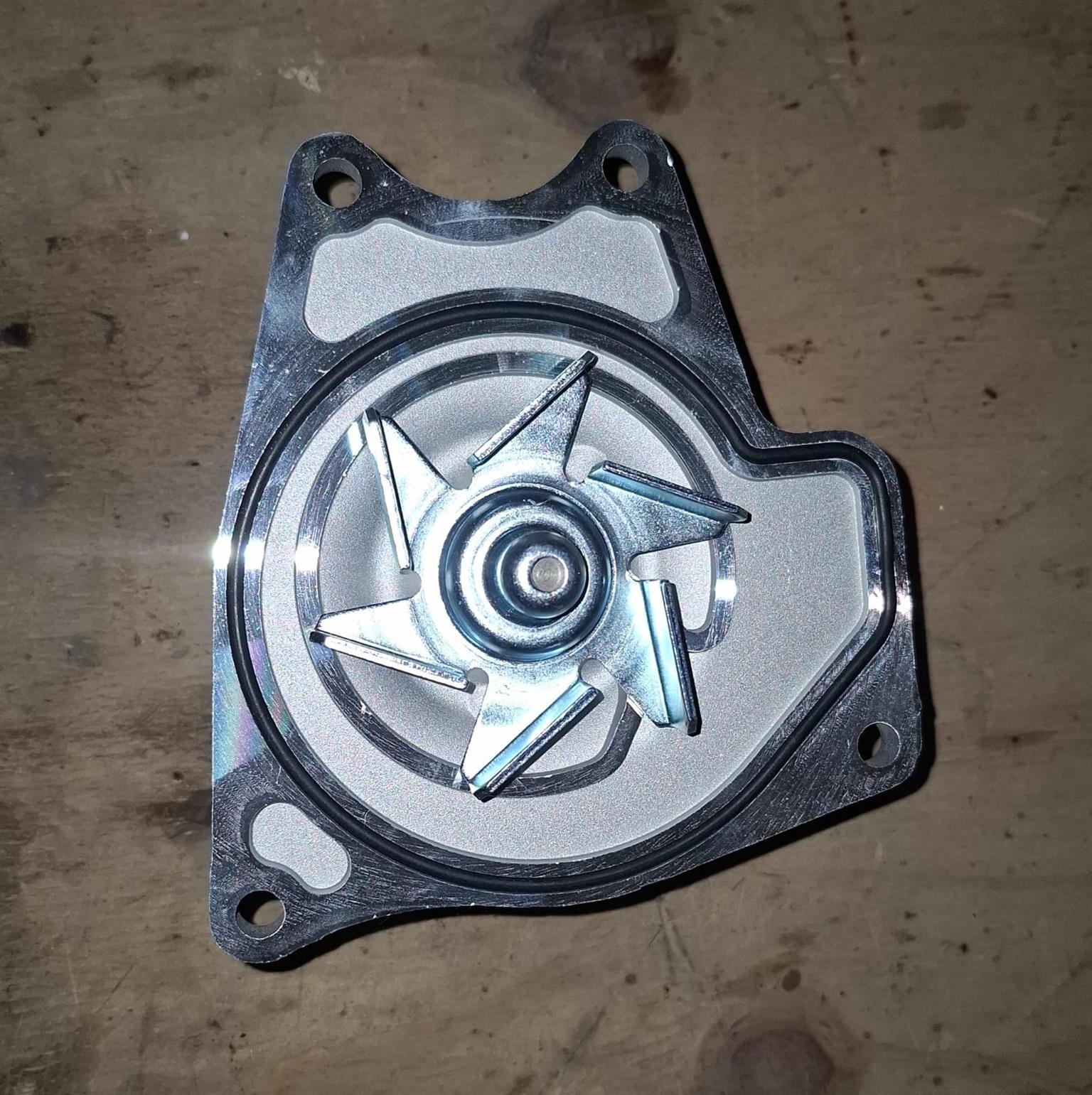 New Water Pump for Mitsubishi Pajero 3.2 (4M41 Engine) | Cooling System Spares