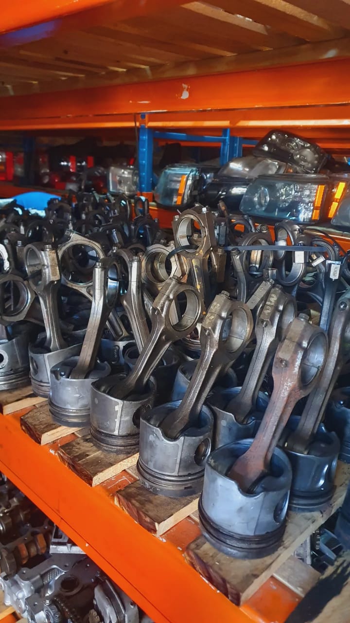 Land Rover and Jaguar Used Spares & Parts