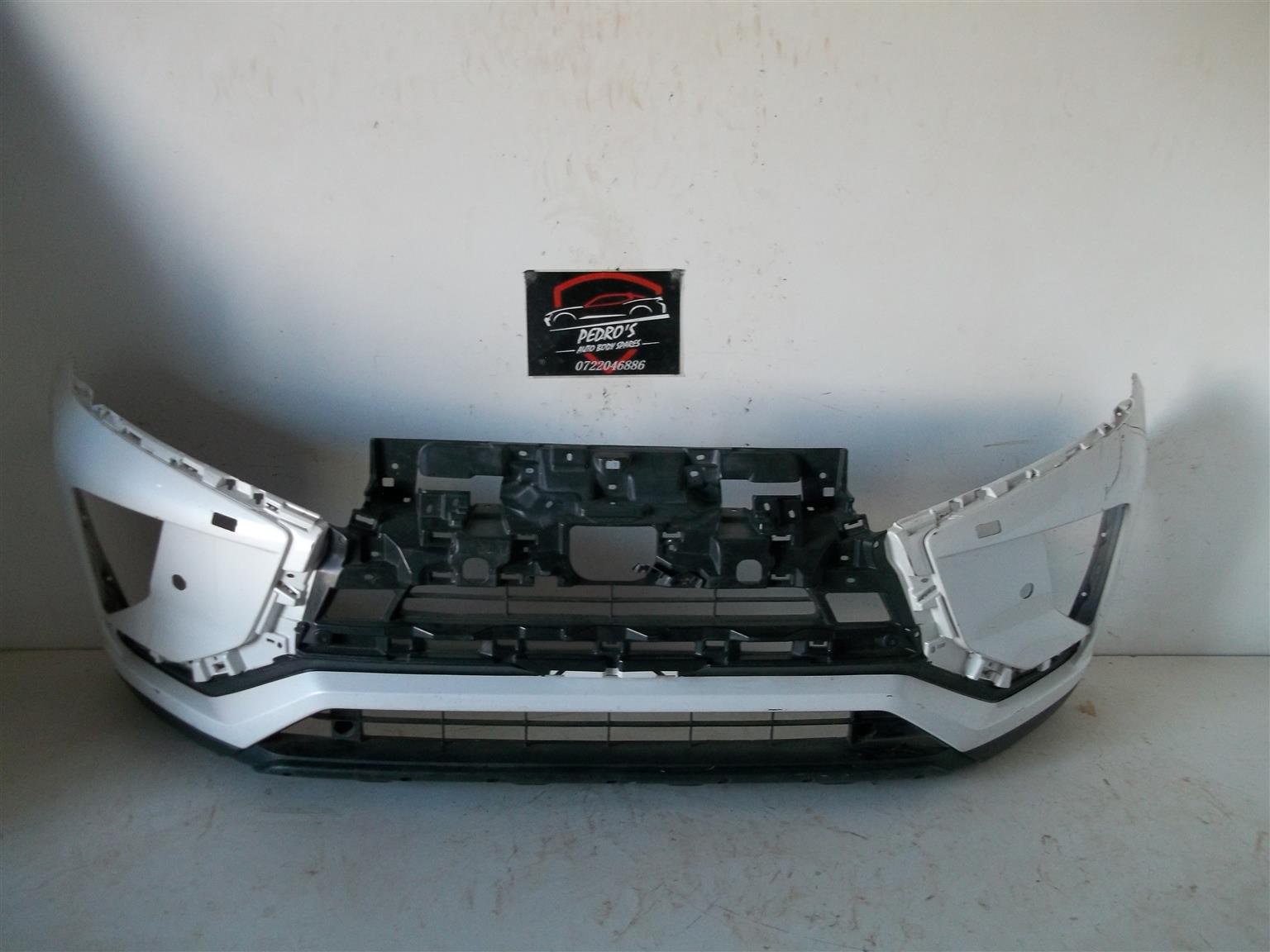 Mitsubishi Eclipse Cross '17-'22 front bumper - Private Seller Mitsubishi Eclipse Cross '17-'22 front bumper - Private Seller