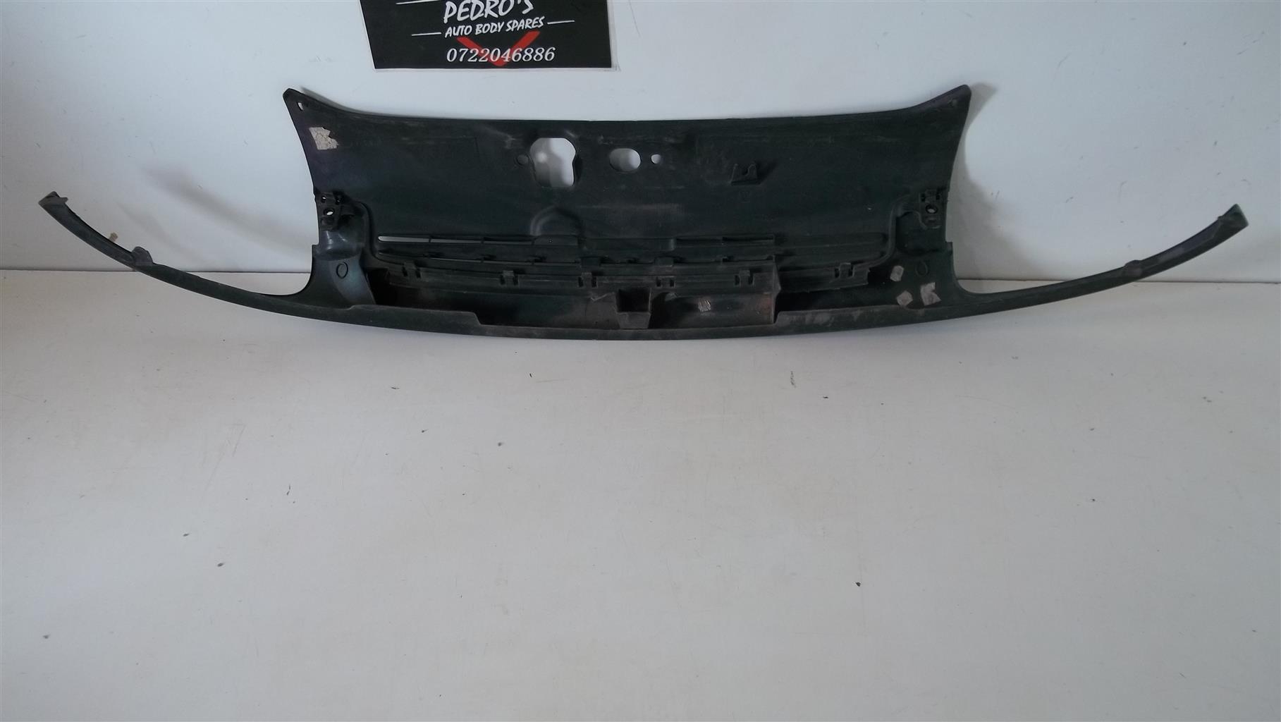 Renault Clio Mk2 grille - Private Seller Renault Clio Mk2 grille - Private Seller