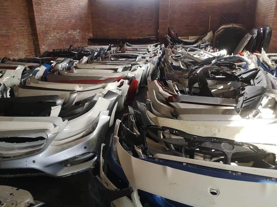 Bumper,Grills, Bumpers,Centrecaps ,rear and front lights Audi A4 BMW,NP200,Ford,Toyota - Private Seller