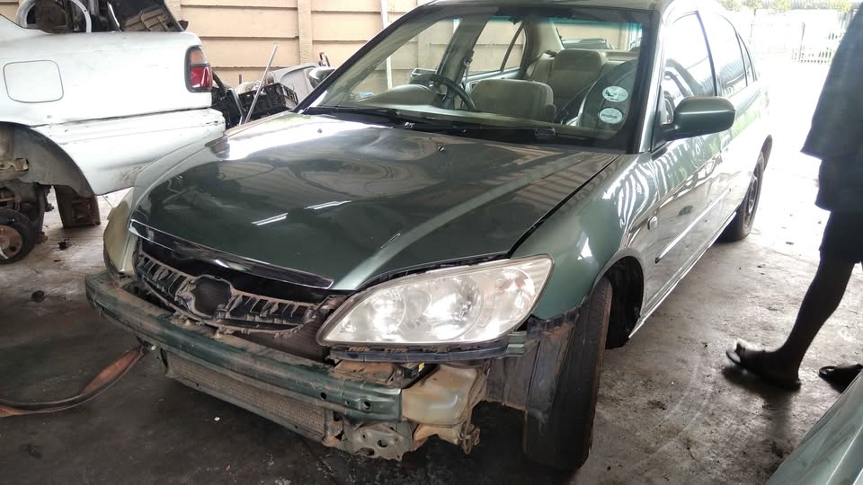 Stripping 2005 Honda Civic 170i - Private Seller