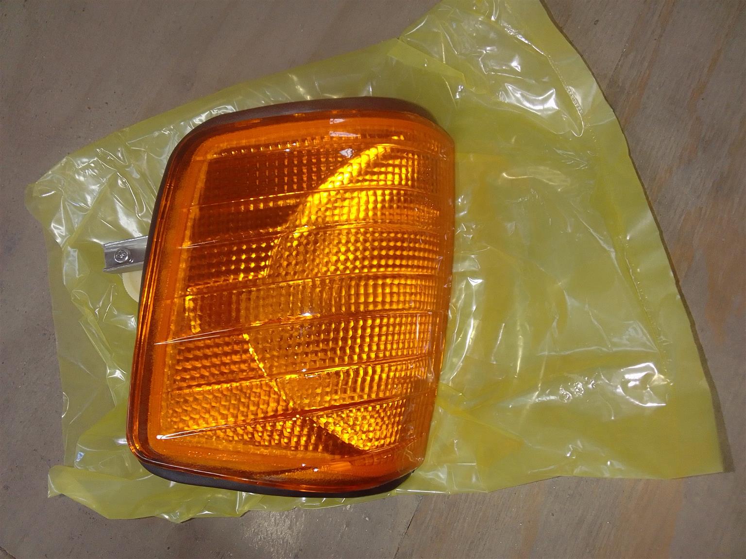 W201 Mercedes Benz new corner lamp(amber) for sale. - Private Seller W201 Mercedes Benz new corner lamp(amber) for sale. - Private Seller