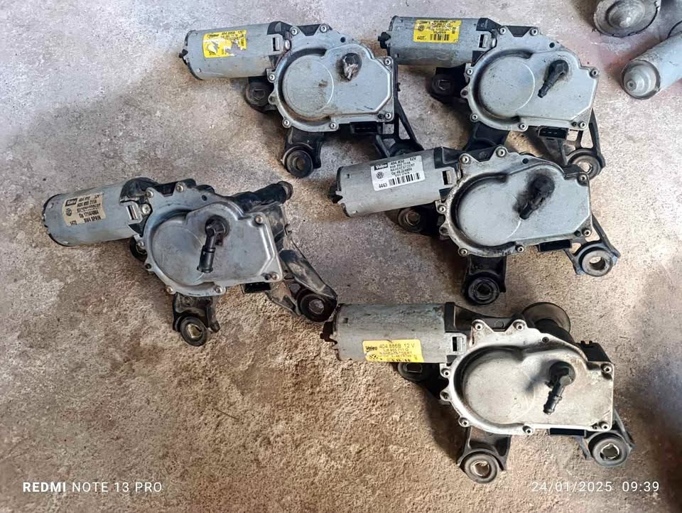 VW Audi rear wiper motors - Private Seller VW Audi rear wiper motors - Private Seller