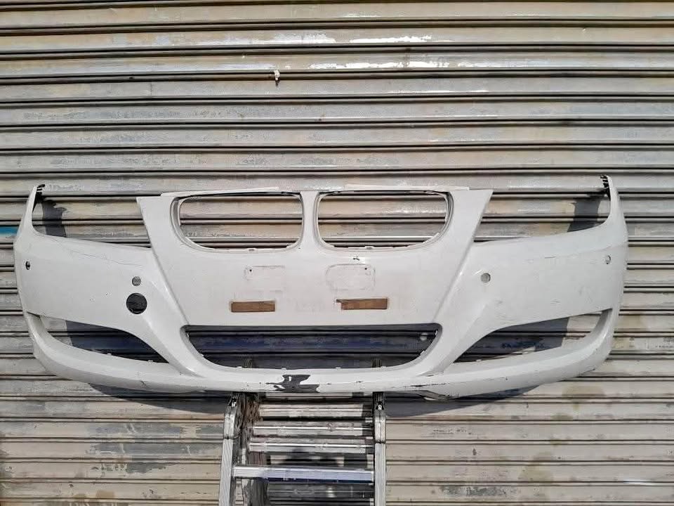 2007-2010 BWM E90 PREFACE FRONT BUMPER FOR SALE 2007-2010 BWM E90 PREFACE FRONT BUMPER FOR SALE