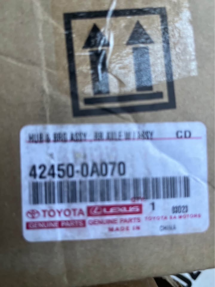 Toyota cross right rear wheel hub - Private Seller