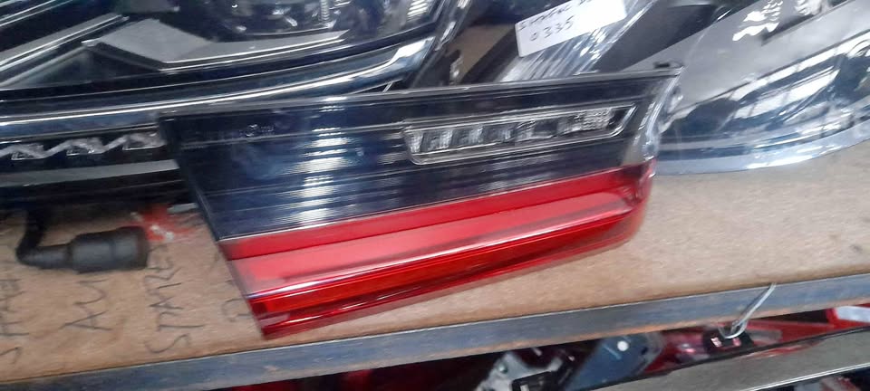 BMW G20 TAILLIGHT - Private Seller BMW G20 TAILLIGHT - Private Seller