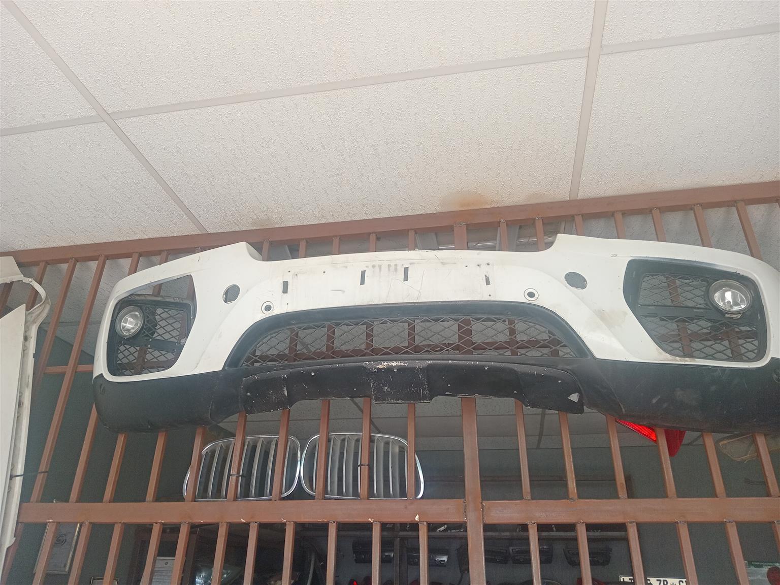 Bmw X5 E70 Front bumper - Private Seller